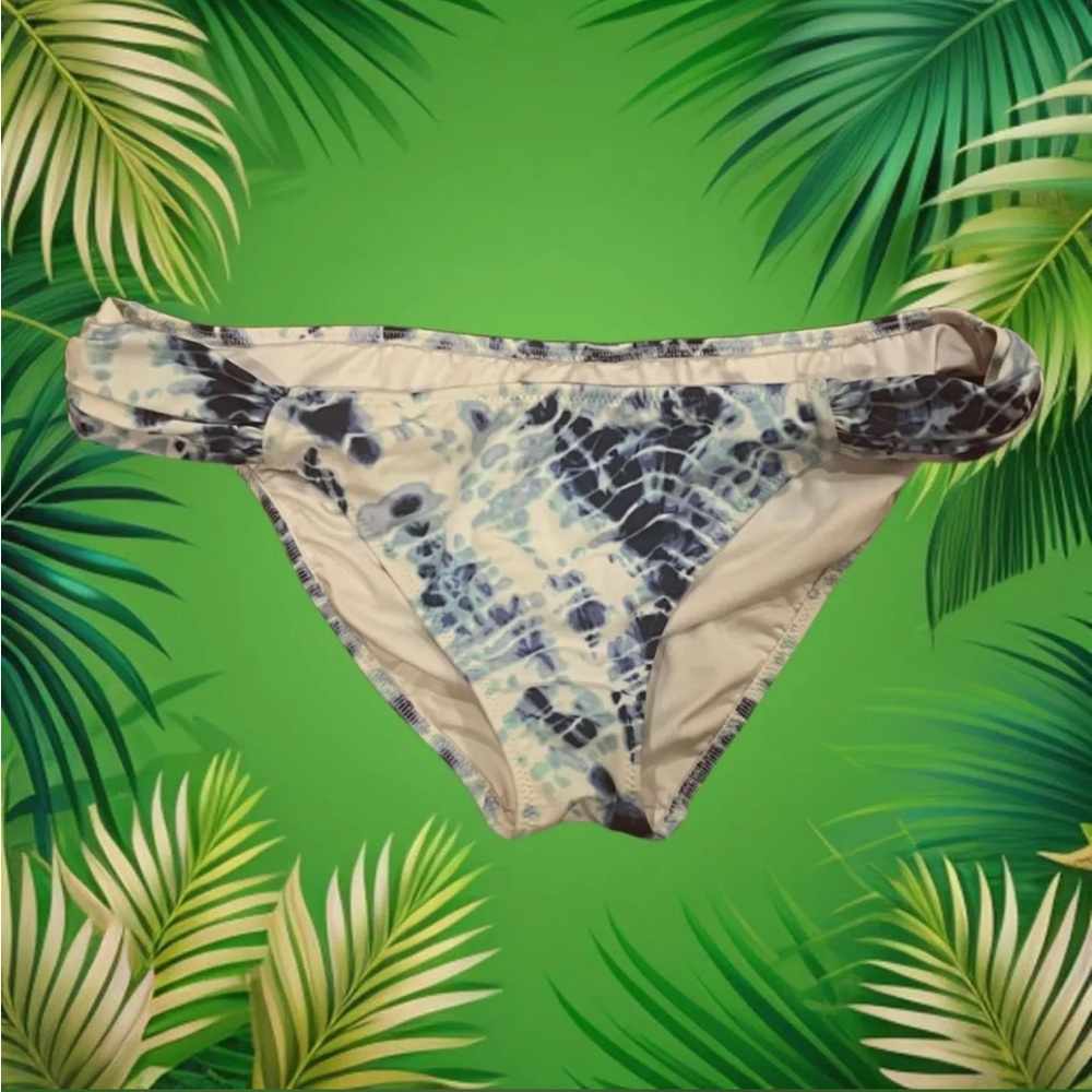 Victoria’s Secret swim bottom